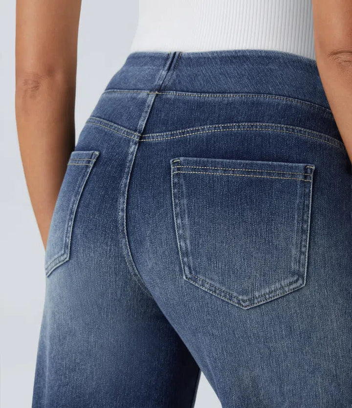 Hoch taillierte, lässige Jeans