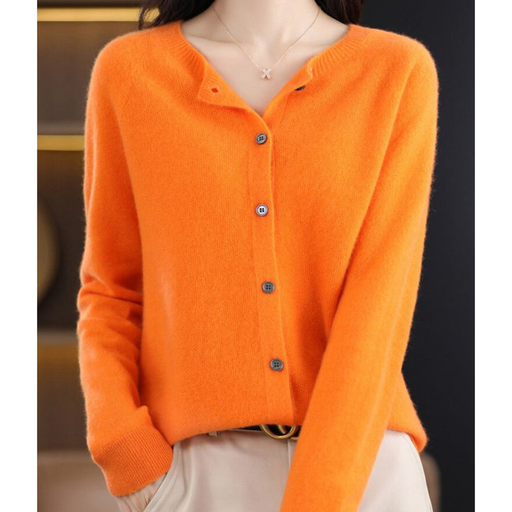 Elise Damen Strickjacke mit Rundhalsausschnitt aus reiner Merinowolle | Wärme und natürliche Eleganz