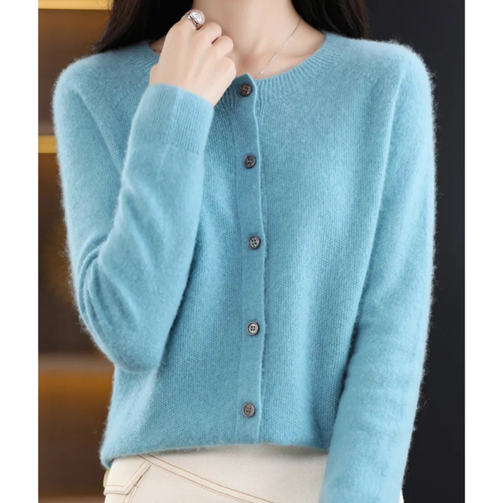 Elise Damen Strickjacke mit Rundhalsausschnitt aus reiner Merinowolle | Wärme und natürliche Eleganz