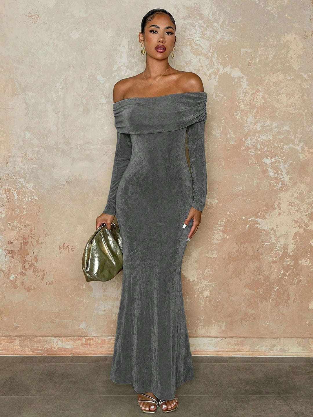 Léana | Off-Shoulder Langarm Kleid mit langen Ärmeln - Eleganz & Weiblichkeit