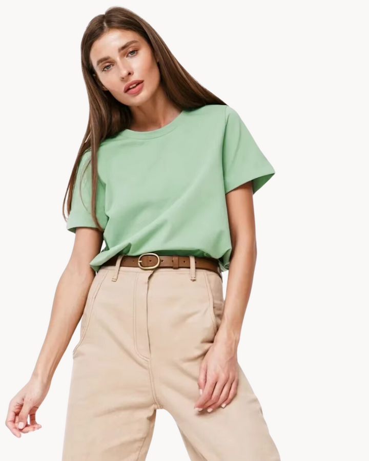 Clara Basic T-Shirt für Frauen aus weicher Baumwolle | Komfort & zeitloser Stil