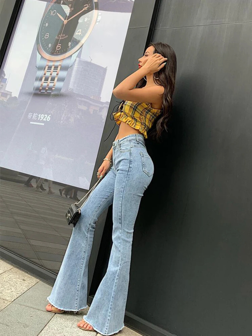 Naomy Jeans | High Waist Flared Jeans für Frauen