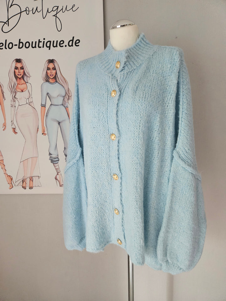 Oversize Cardigan mit Goldenen Knöpfen