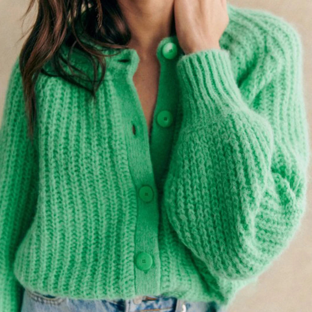 Strickjacke mit Knopfleiste | Kuscheliges Design und moderne Passform für den Alltag