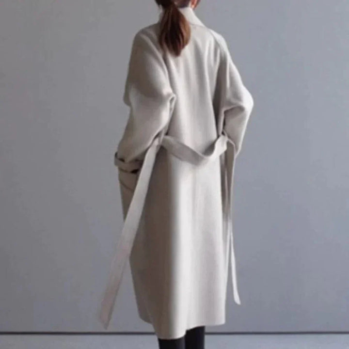 Adele | Beige Trench Coat Elegant & Zeitlos für einen Sophisticated Style