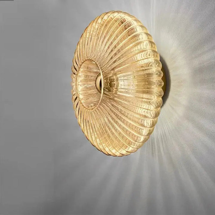LumièreLux - Elegantes Design Wandleuchte aus Glas