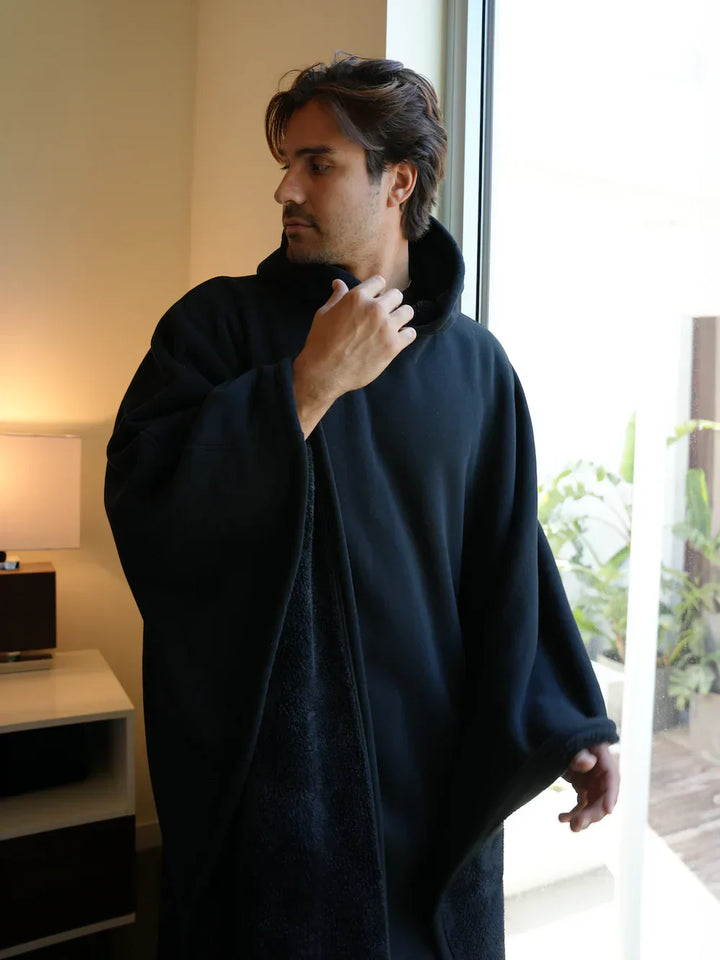 Eden Hoodie Blanket | Übergroßer Hoodie mit seidigem Stoff und leichtem Futter für ultimativen Komfort