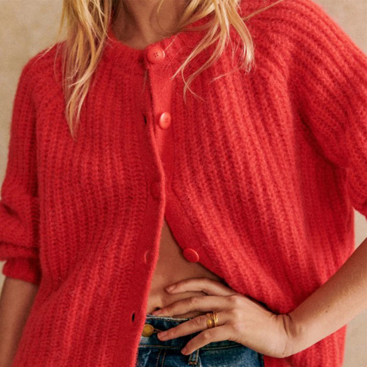 Strickjacke mit Knopfleiste | Kuscheliges Design und moderne Passform für den Alltag