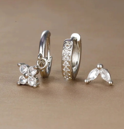 Pendientes Elara Elegantes con piedras brillantes | Sofisticación y brillo atemporal