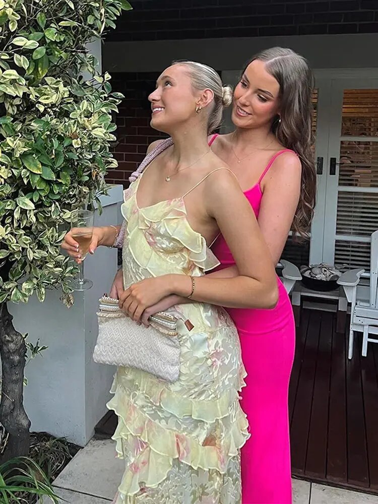Ella - Stilvolle ärmellose Rüschenkleid mit Spaghetti-Trägern