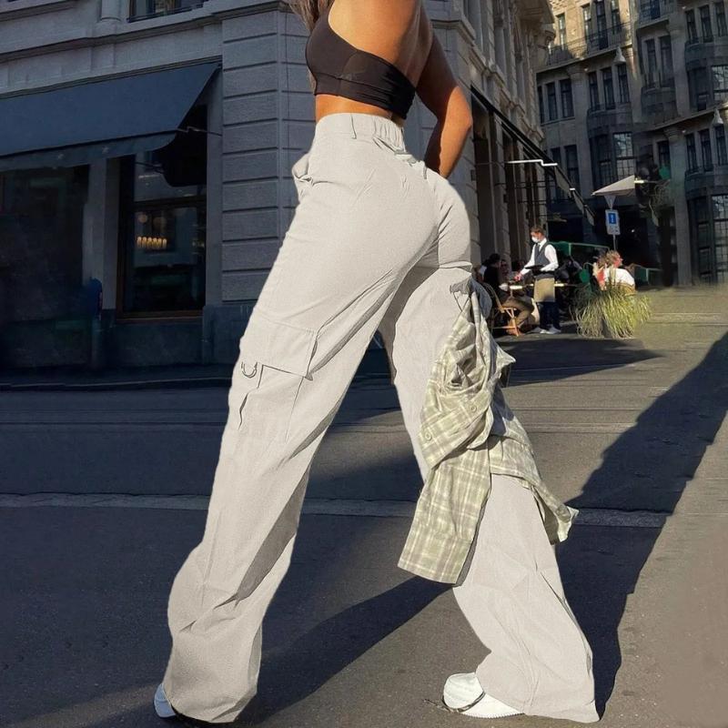 Pamela Cargohose für Damen | schmeichelnder hoher Bund mit robusten Taschen