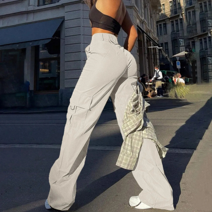 Pamela Cargohose für Damen | schmeichelnder hoher Bund mit robusten Taschen