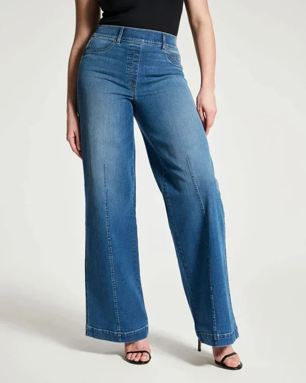 Jeans mit weitem Bein vorne