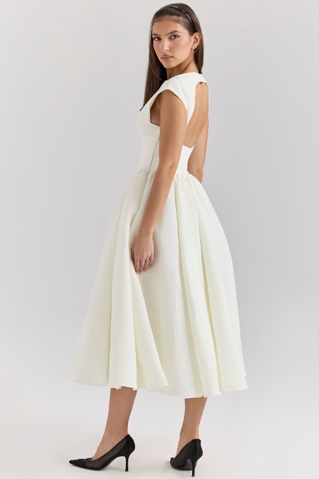 Victoria Elegantes Kleid für Frauen | Zeitloses Design mit schmeichelnder Passform und bequemem Stoff