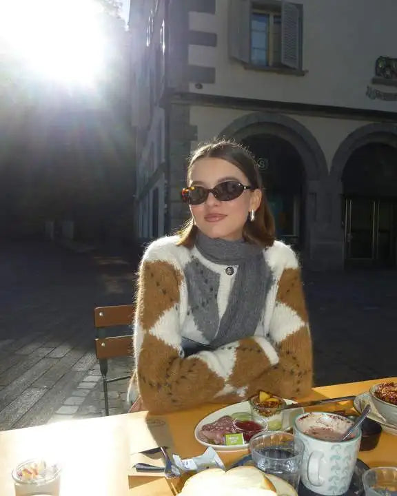 Camille | Strickjacke Elegant & vielseitig für einen raffinierten Stil