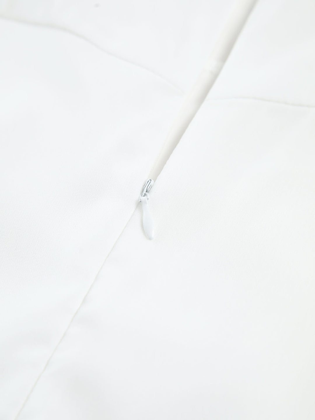 Midikleid mit quadratischem Ausschnitt | Elegante Passform & leichter, fließender Chiffon