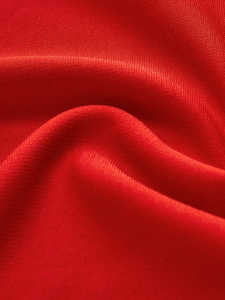 Maxikleid für die Abendgarderobe | Eleganter Schnitt mit Schulterschleife und glänzendem Finish