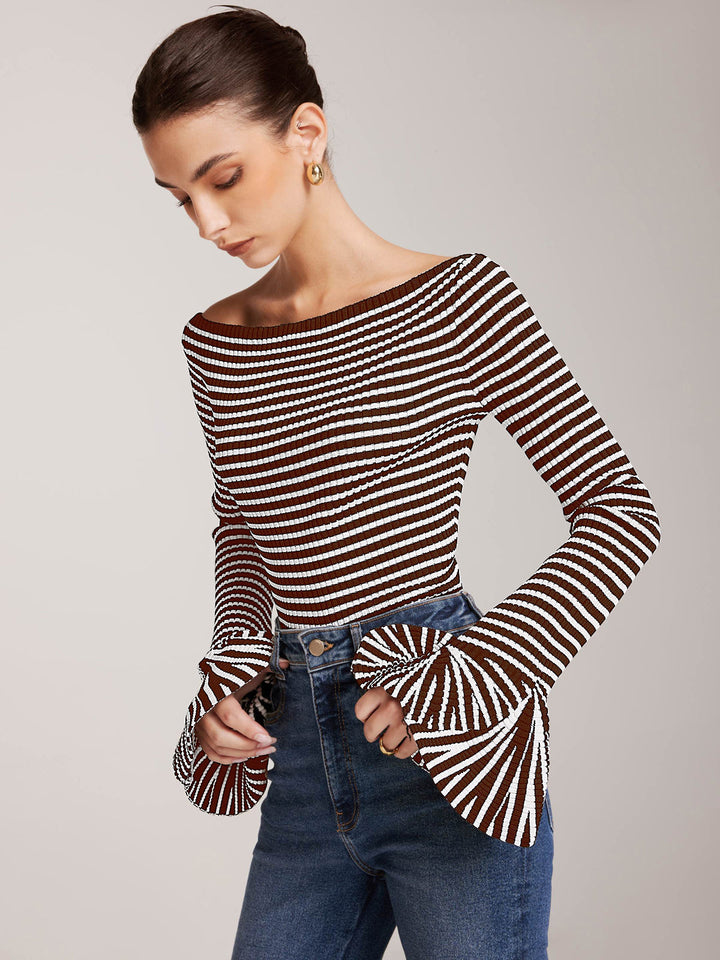 Isalie | Elegantes geripptes Top mit freien Schultern & ausgestellten Ärmeln | Chic & Modern