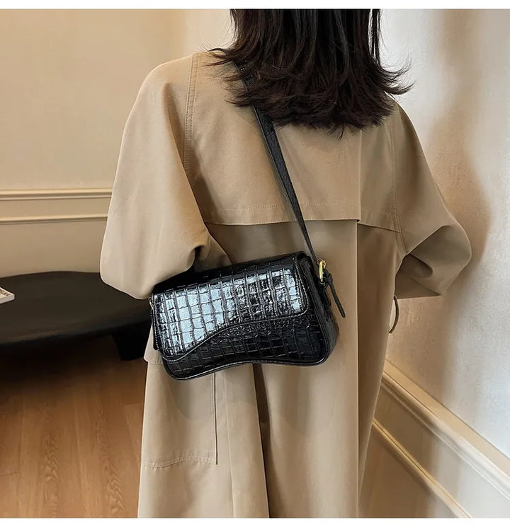 Janita | Damen-Umhängetasche mit schlankem & gewelltem Design - vielseitig, luxuriös & modisch