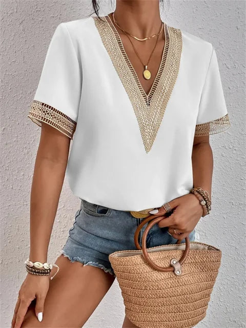 Lucia Elegante Damenbluse mit V-Ausschnitt & Spitzendetails | Zeitloser Chic & Raffinesse