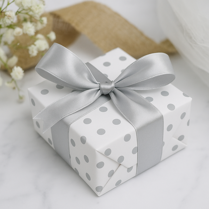 Premium Geschenkpapier mit Schleife | Elegantes und nachhaltiges Verpackungsset