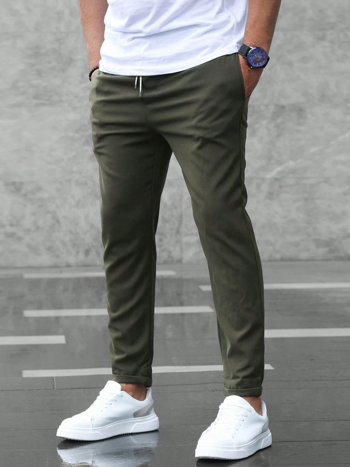 Aaron Slim Fit Chino Hose für Männer | Lässige Eleganz & Komfort