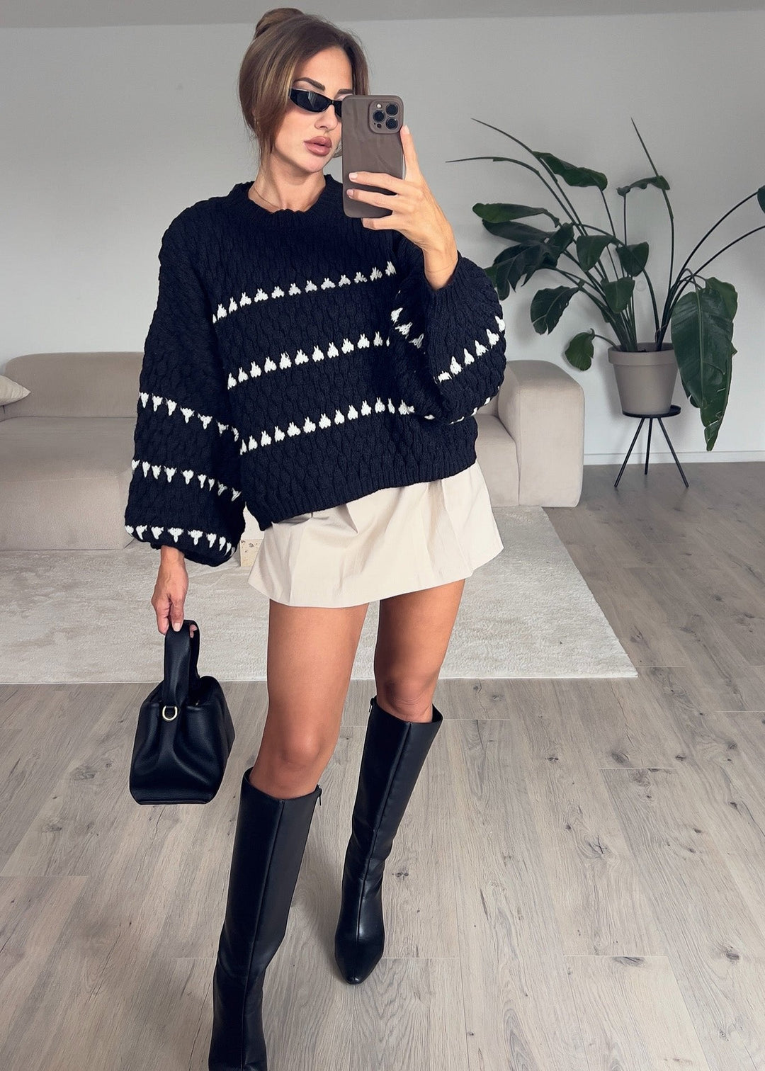 Pullover mit liniertem Muster