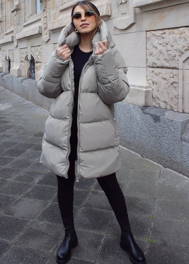 Jacke mit Kapuze