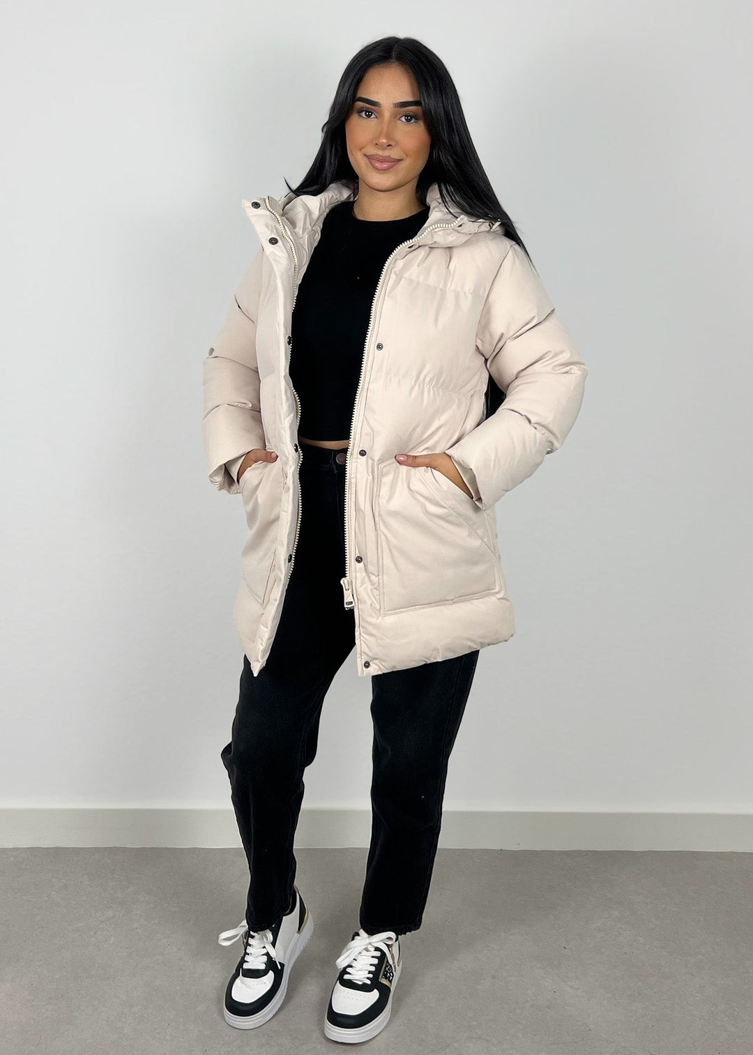 Winterjacke mit Kapuze Beige