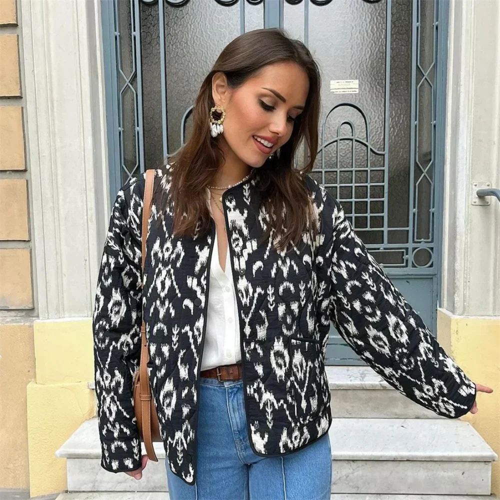 Isabelle Damen Steppjacke mit modernem Muster | Stil & Wärme