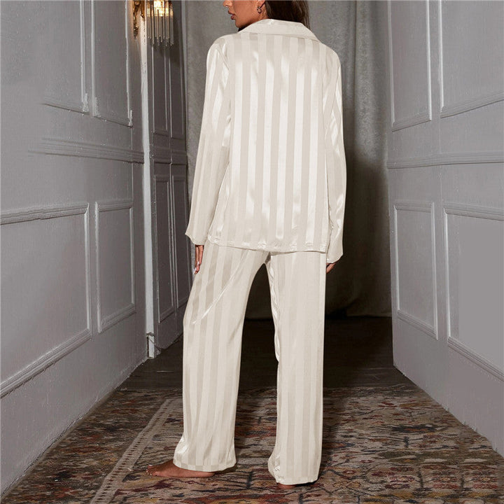 Isaline Luxuriöser langärmeliger Satin Pyjama für Frauen | Eleganz und Komfort in der Nacht