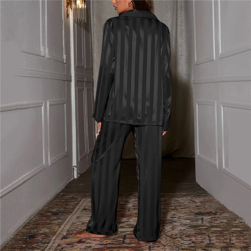 Isaline Luxuriöser langärmeliger Satin Pyjama für Frauen | Eleganz und Komfort in der Nacht