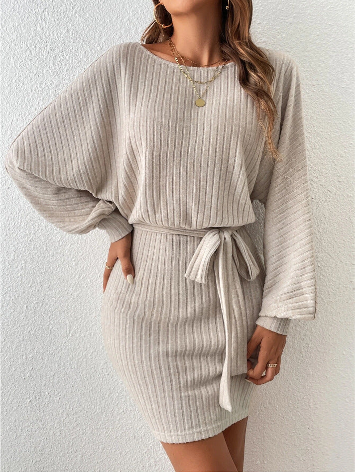 Elina Damen Pulloverkleid | Eleganz & Komfort aus Rippenstrick
