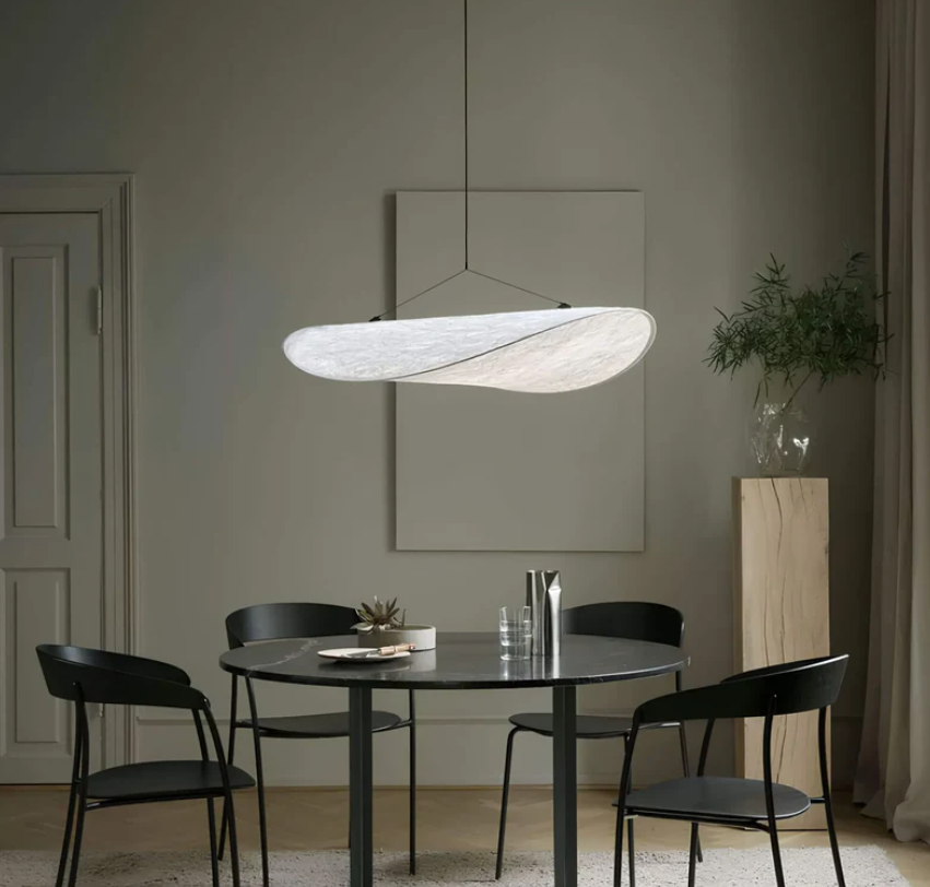 SoieLumière - Handgefertigte Deckenleuchte aus Seide | Elegante und Einzigartige Beleuchtung