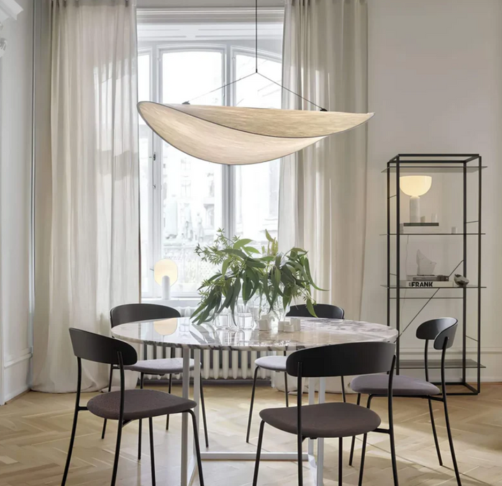 SoieLumière - Handgefertigte Deckenleuchte aus Seide | Elegante und Einzigartige Beleuchtung