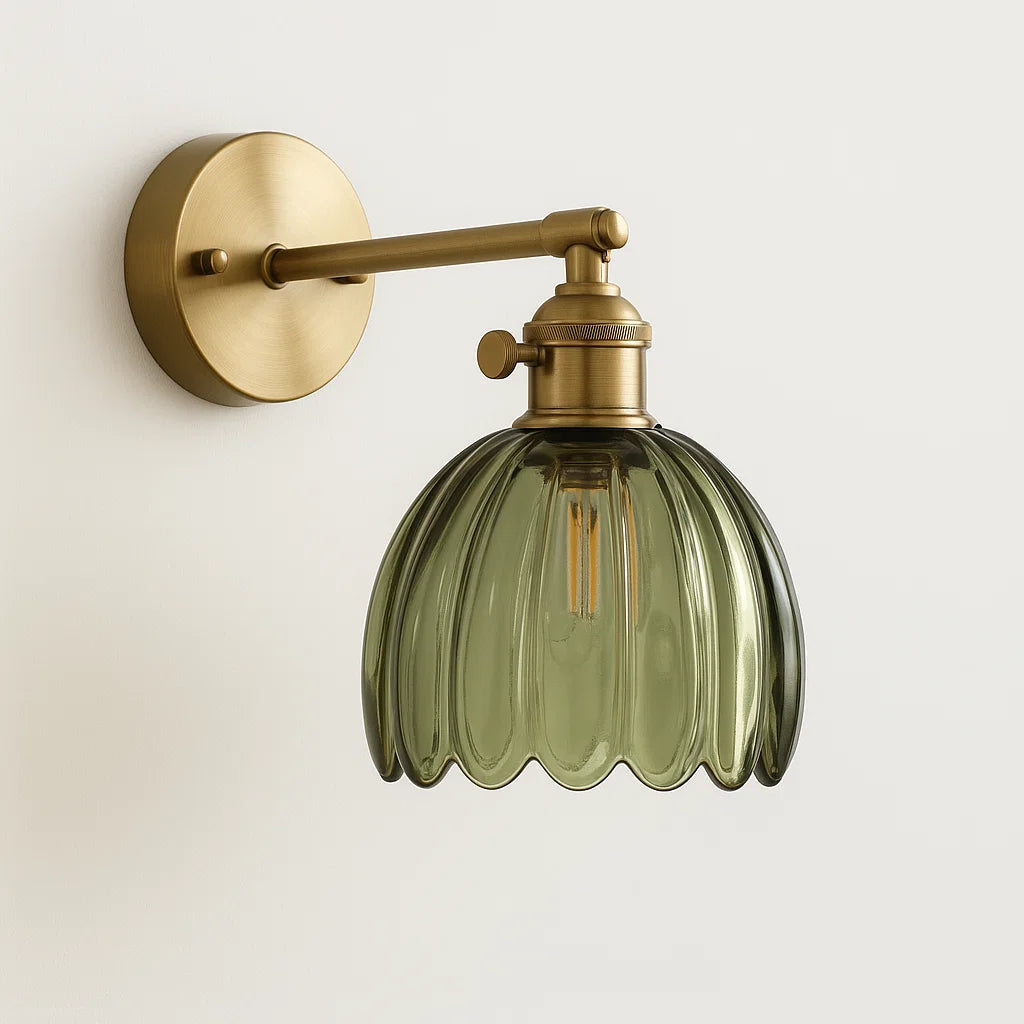 Retro-Wandlampe mit Tulpenknopf aus Glas für den Innenbereich
