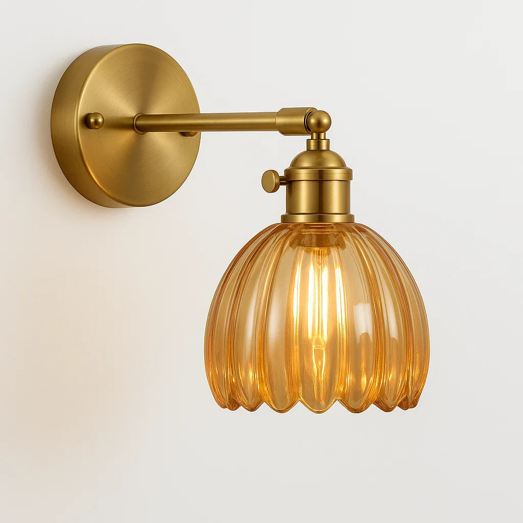 Retro-Wandlampe mit Tulpenknopf aus Glas für den Innenbereich