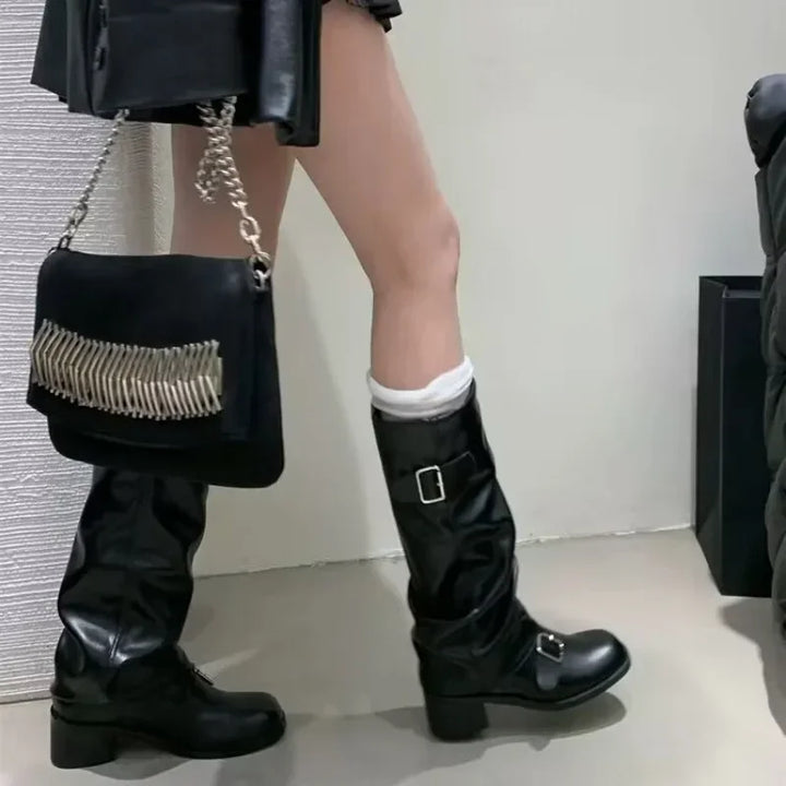Punk Gothic Damen Kniehohe Stiefel | Plateau Lederstiefel mit Chunky Heels & Motorrad-Style
