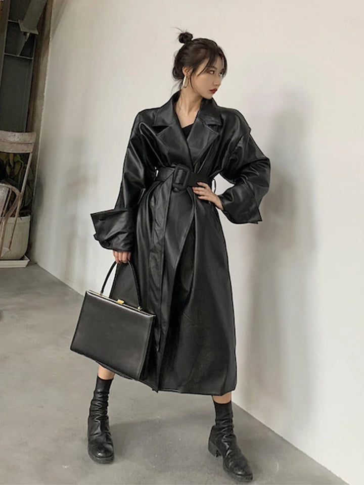 Damen Leder-Gabardina in Schwarz | Langer Oversize-Mantel mit Revers für Herbst