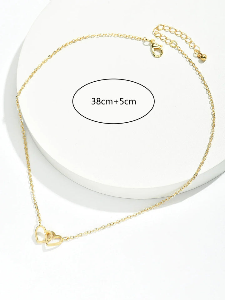 Collar Nilda con colgante de doble corazón | Joyas románticas para mujer con significado