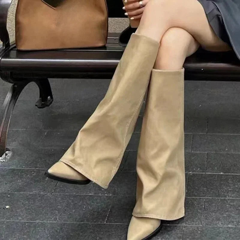Hohe Chunky Lederstiefel für Damen | Kniehohe Chelsea Boots mit Blockabsatz und trendigem Design