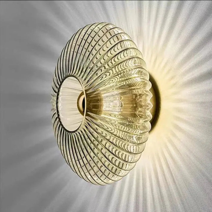 LumièreLux - Elegantes Design Wandleuchte aus Glas