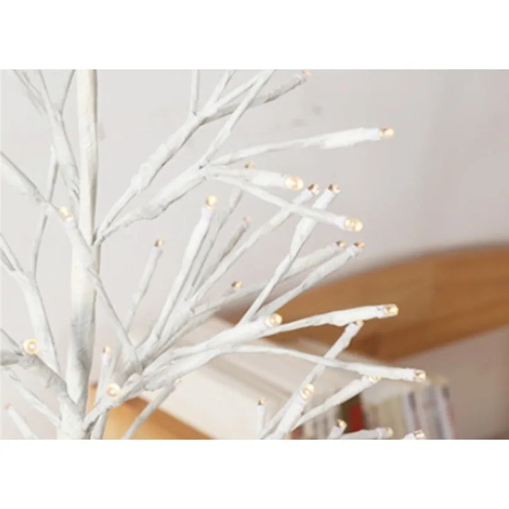 Künstlicher LED-Weihnachtsbaum (1,5 m) - Warmweißes Licht, Dekoration für draußen