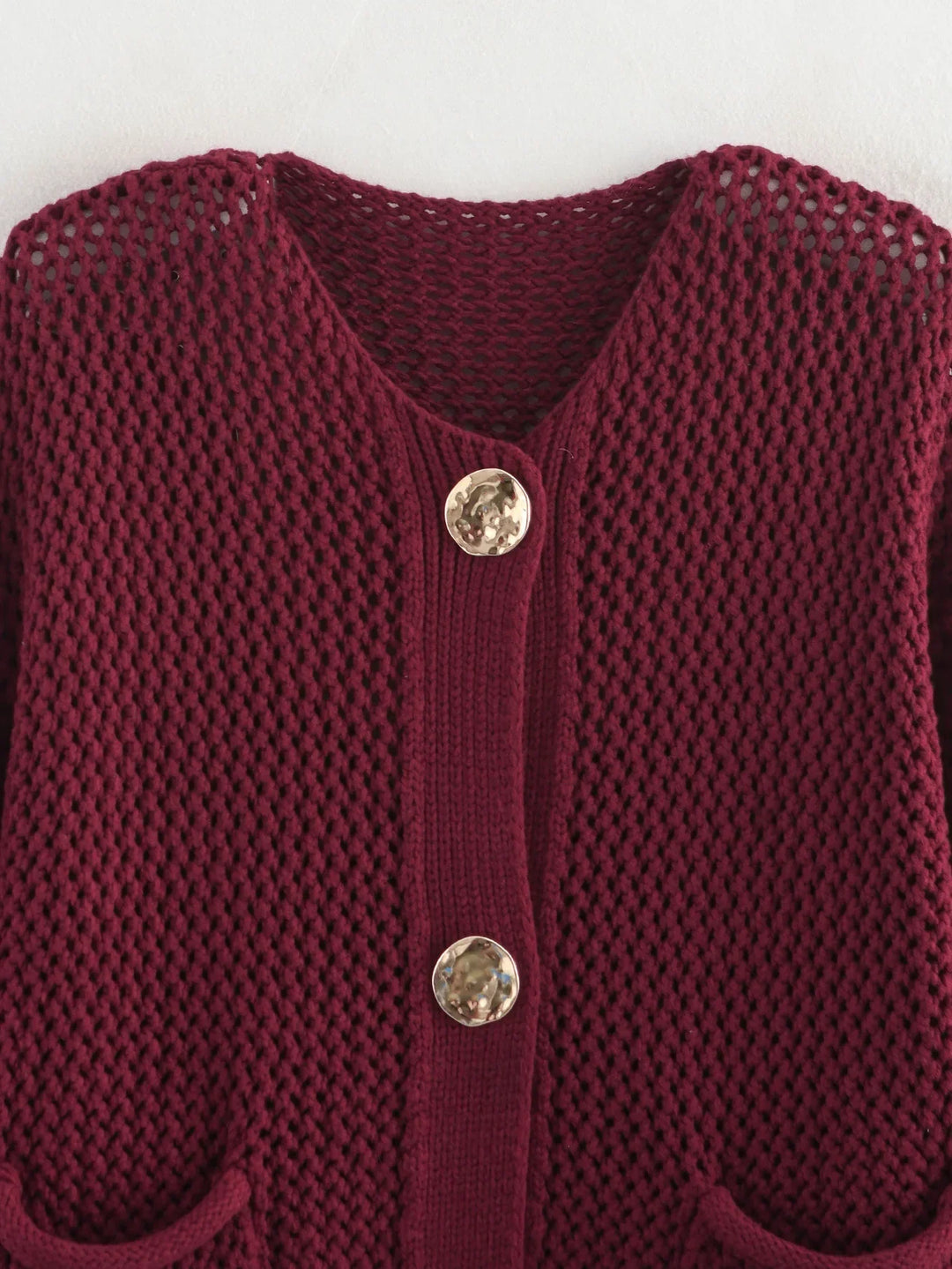 Estelle - Schicke Strickweste mit traditionellen Knöpfen