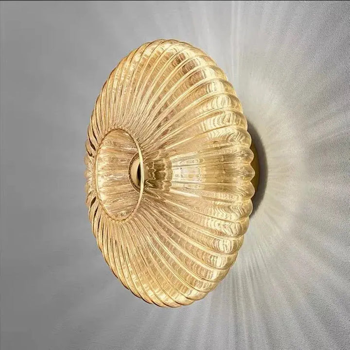 LumièreLux - Elegantes Design Wandleuchte aus Glas