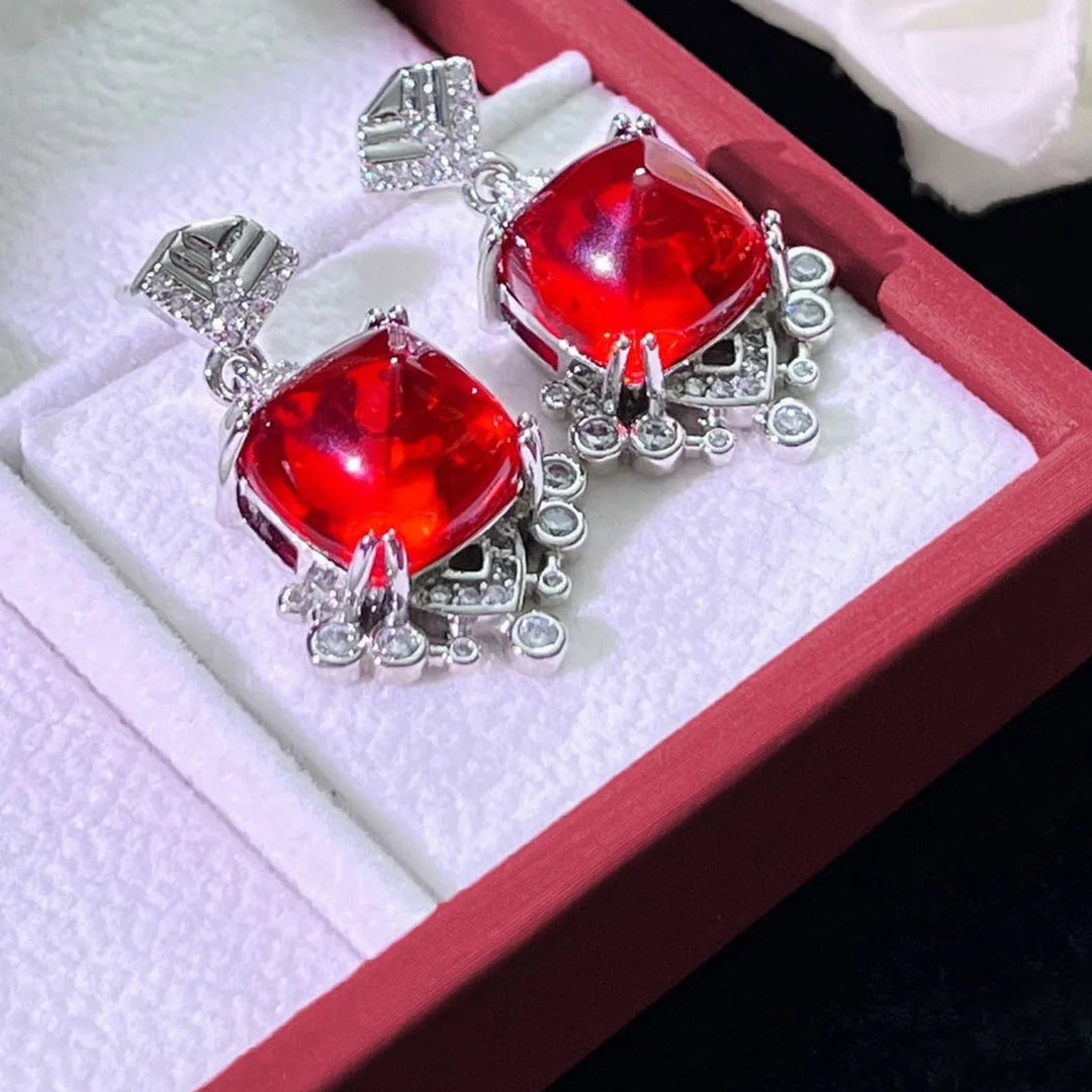 Rubin Schmuckset für Damen | Rote Edelsteine & Diamantoptik | Kette & Ohrringe