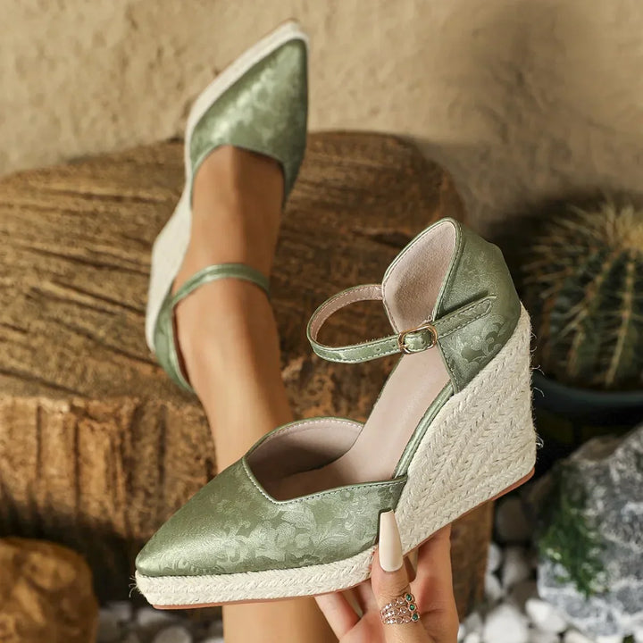 Loreta | Elegante Espadrille Wedge Heels