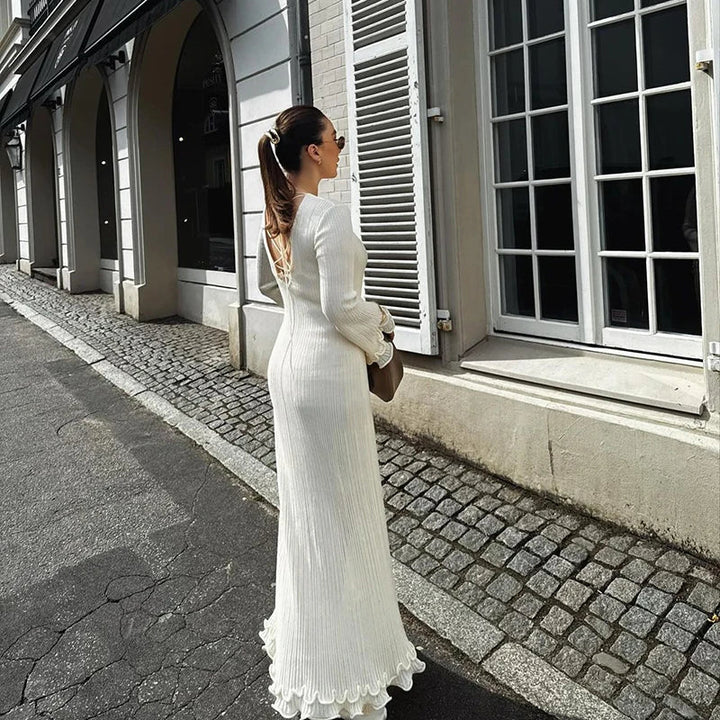 Charlotte Elegantes Langes Kleid | Ausgestellte Ärmel & Sophisticated Detail am Rücken
