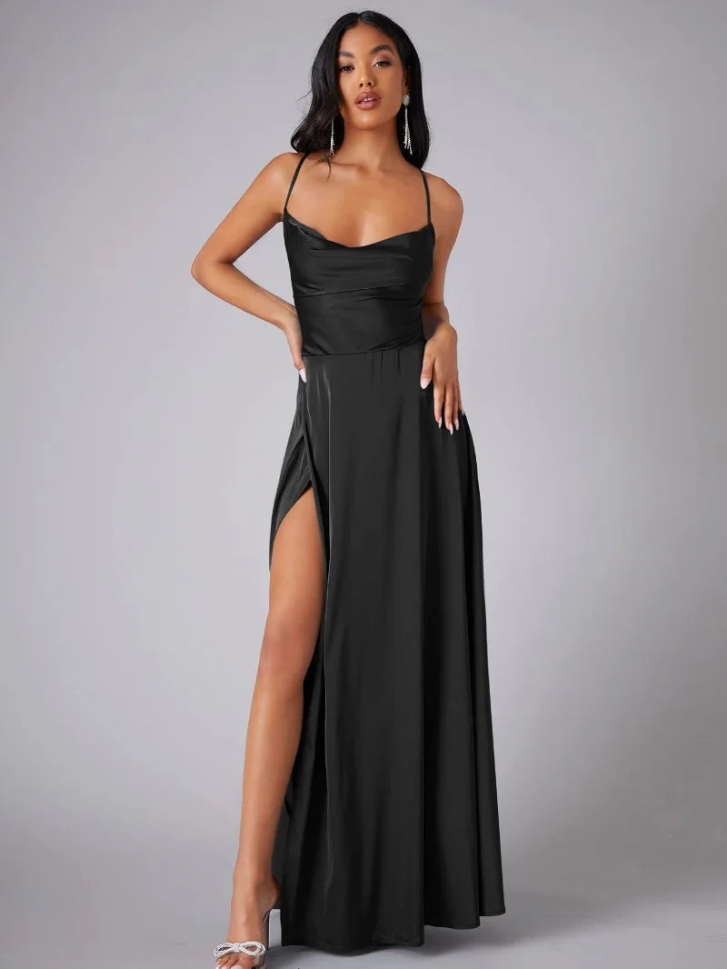 Alvaree | Satin Abendkleid mit hohem Schlitz und offenem Rücken