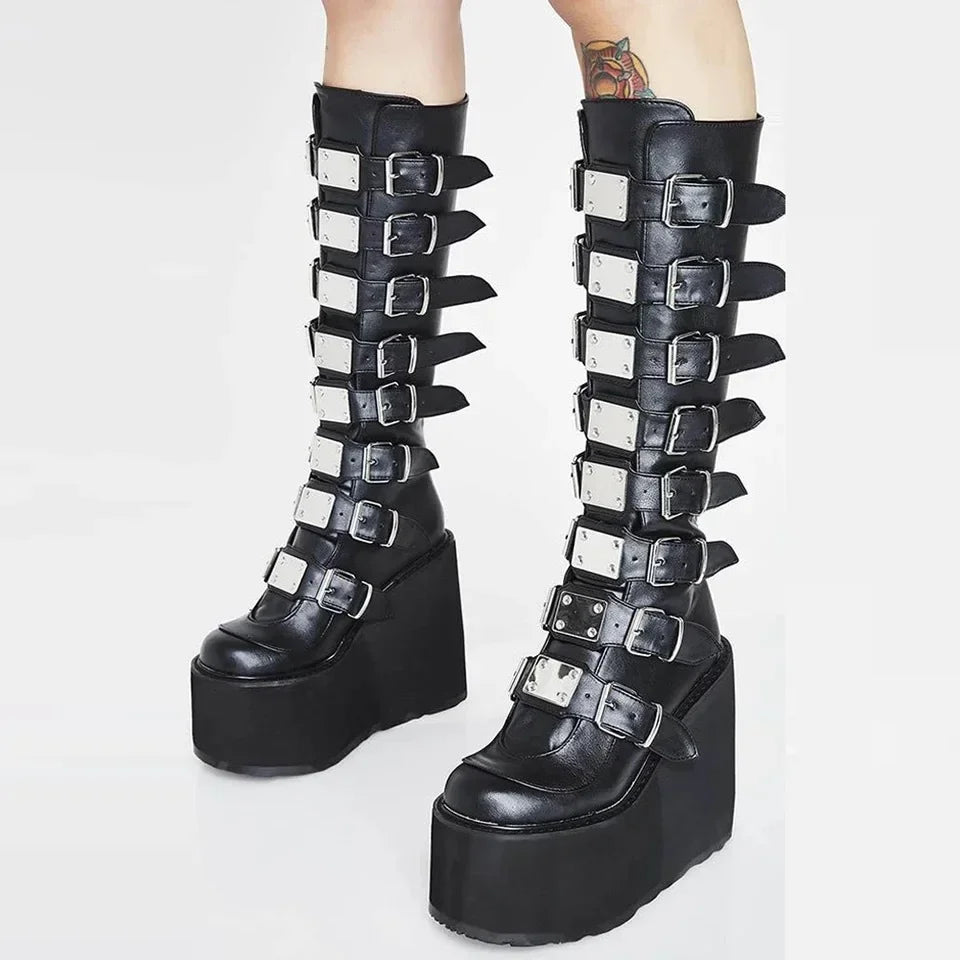 Gothic Damenstiefel mit Plateau & Keilabsatz | Cosplay High Heel Stiefel mit Schnallenriemen